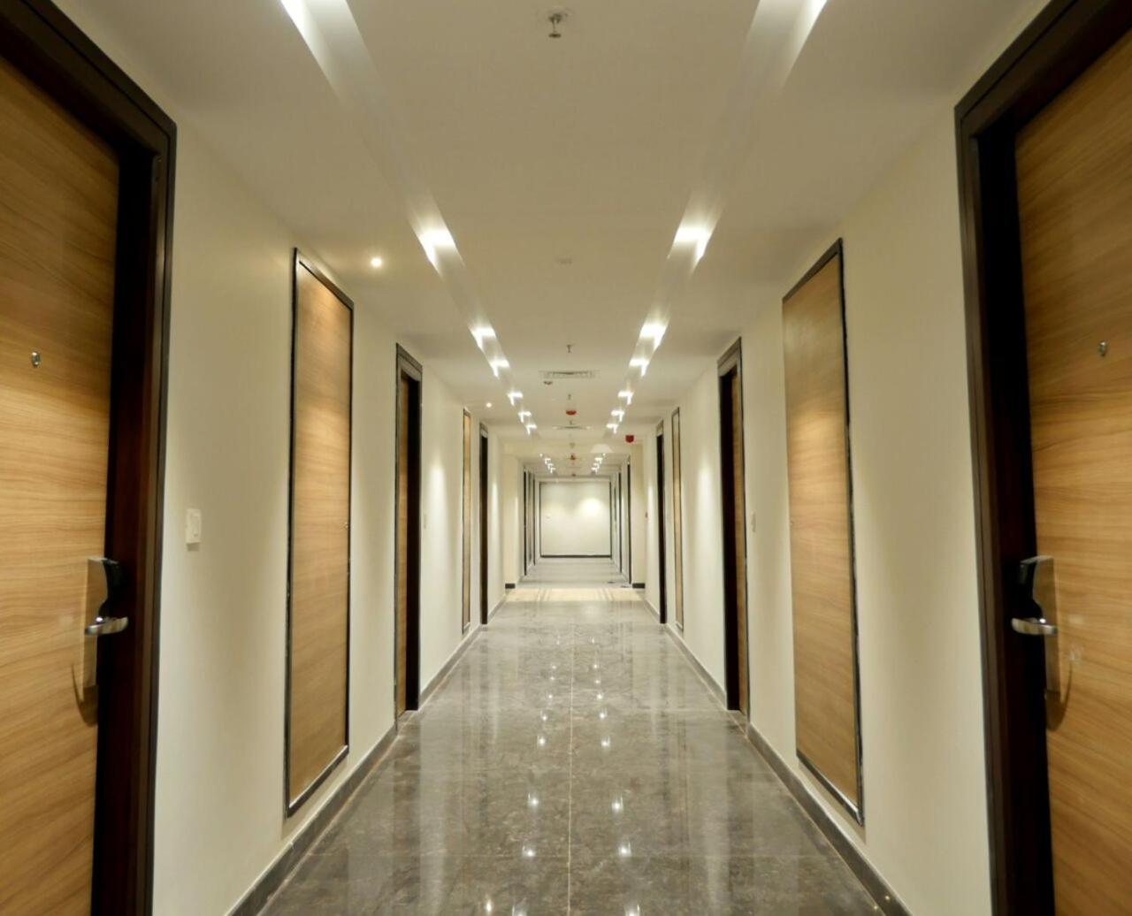 Asr Parklane Hotel Hosur Exterior photo