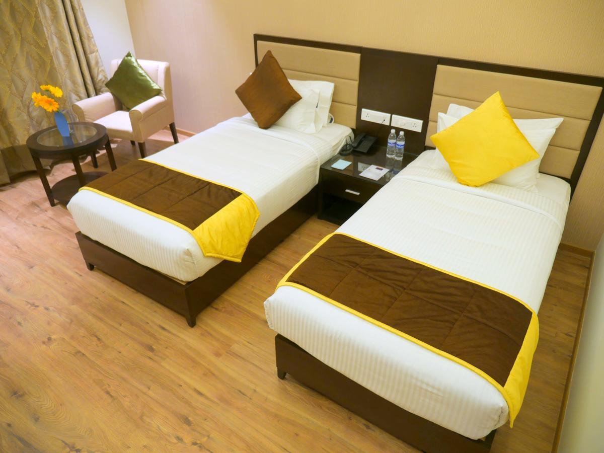 Asr Parklane Hotel Hosur Exterior photo