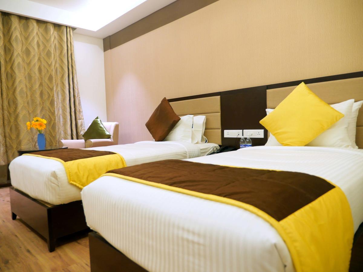 Asr Parklane Hotel Hosur Exterior photo