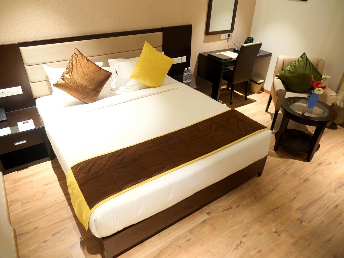 Asr Parklane Hotel Hosur Exterior photo