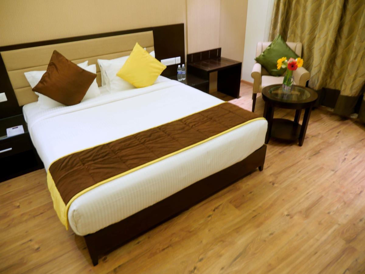 Asr Parklane Hotel Hosur Exterior photo